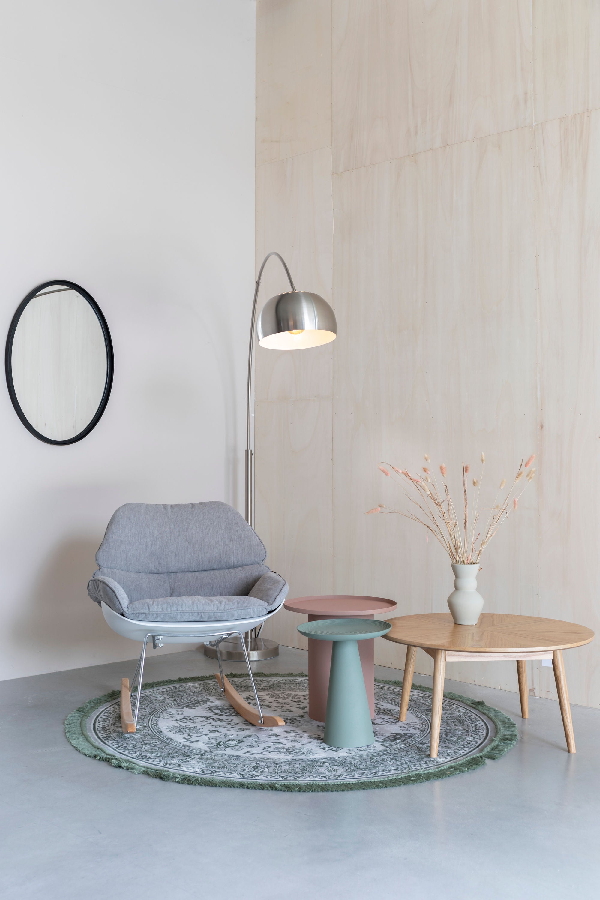 Metal Bow Chrome Floor Lamp